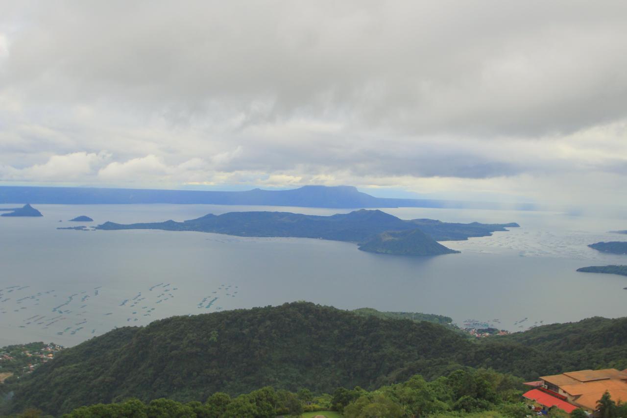 Taal View Room Tagaytay Staycation With Wifi Tagaytay City ภายนอก รูปภาพ